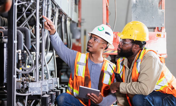 Best Electrical Contractors for Businesses  in Boles Acres, NM